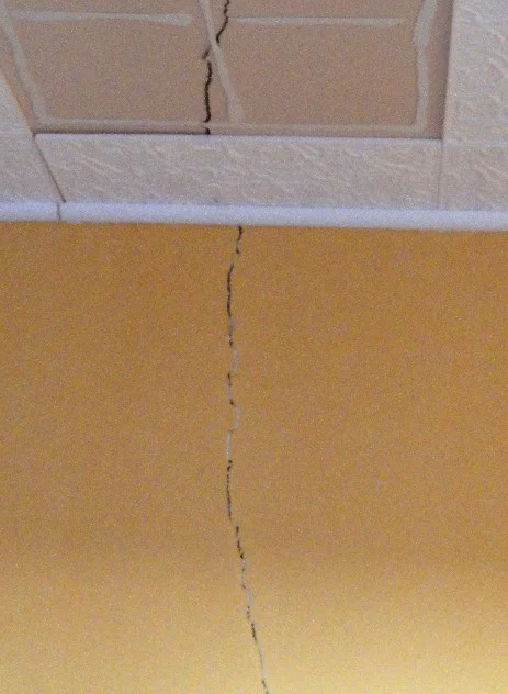 Fissure Fissure dans maison, expertise